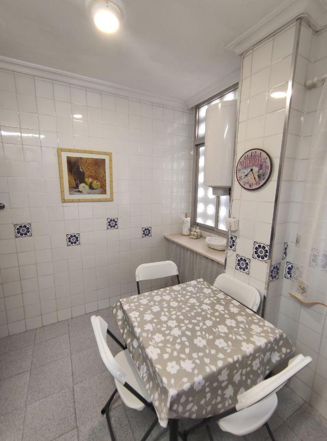 Amplio Piso Junto A Playa Victoria Apartamento *